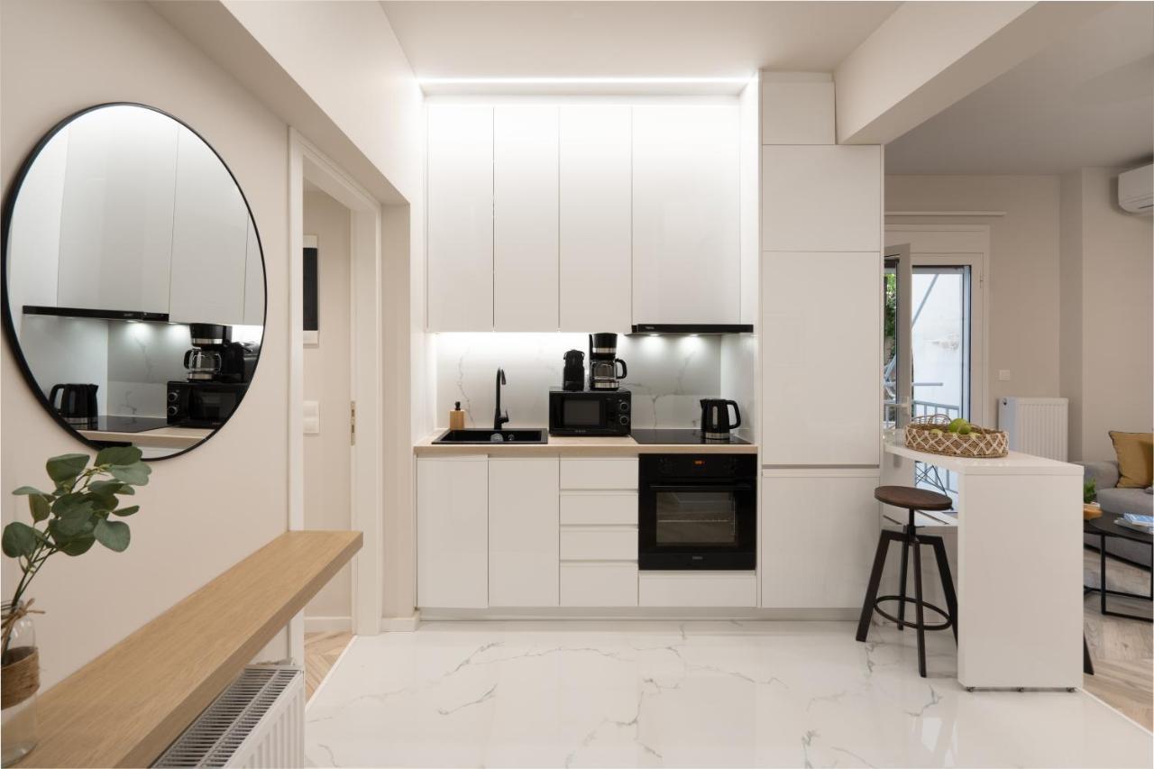 Charming Two Bedrooms Apartment Walk To Acropolis Athens Exterior photo